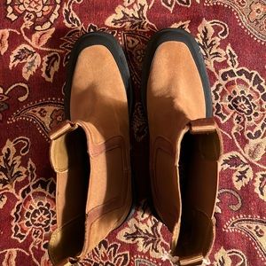 NWOT Sam Edelman Ladies 8.5 Tan Suede Waterproof Chelsea Boots